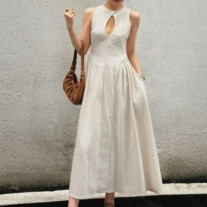 Elegant Cream Sleeveless Dress